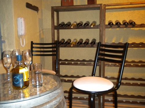 Del Vino Inn 2*